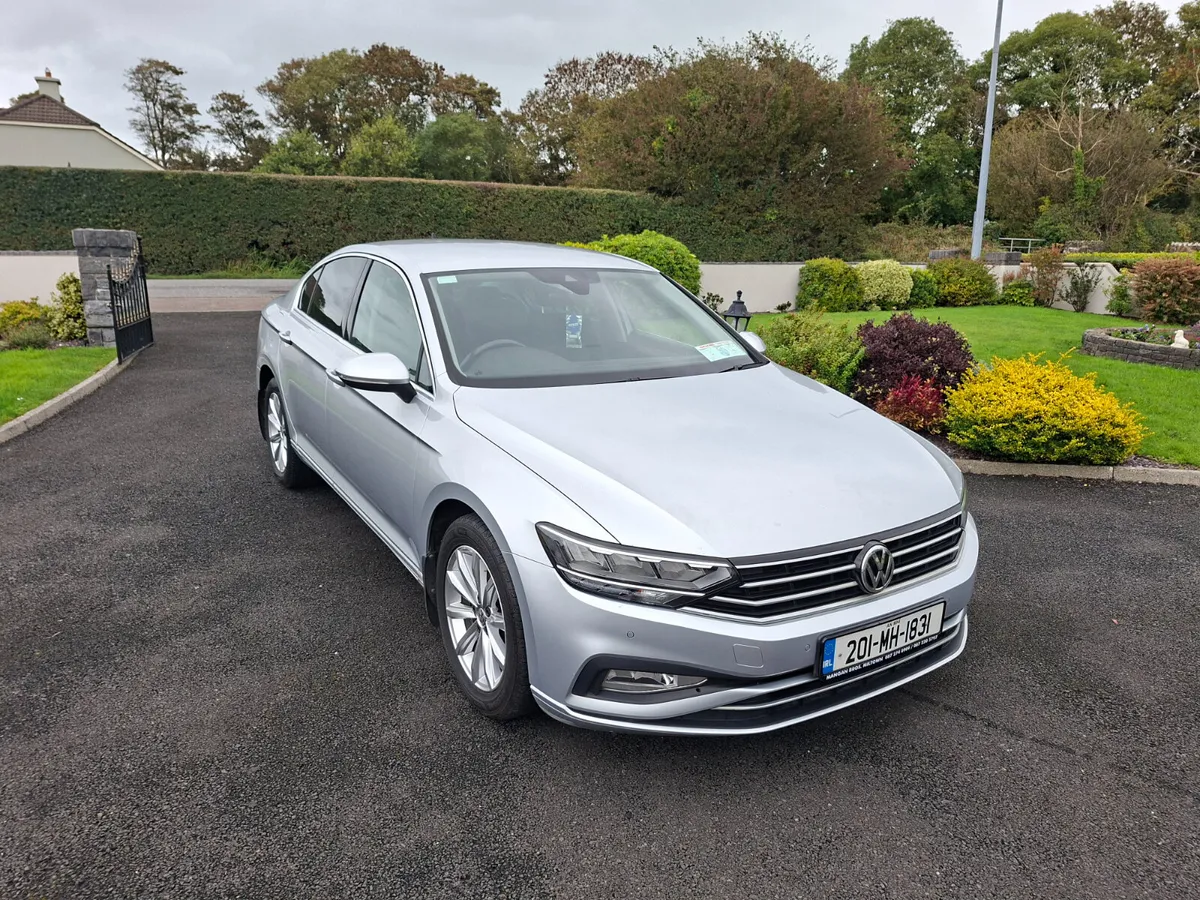 Volkswagen Passat 2020 - Image 1