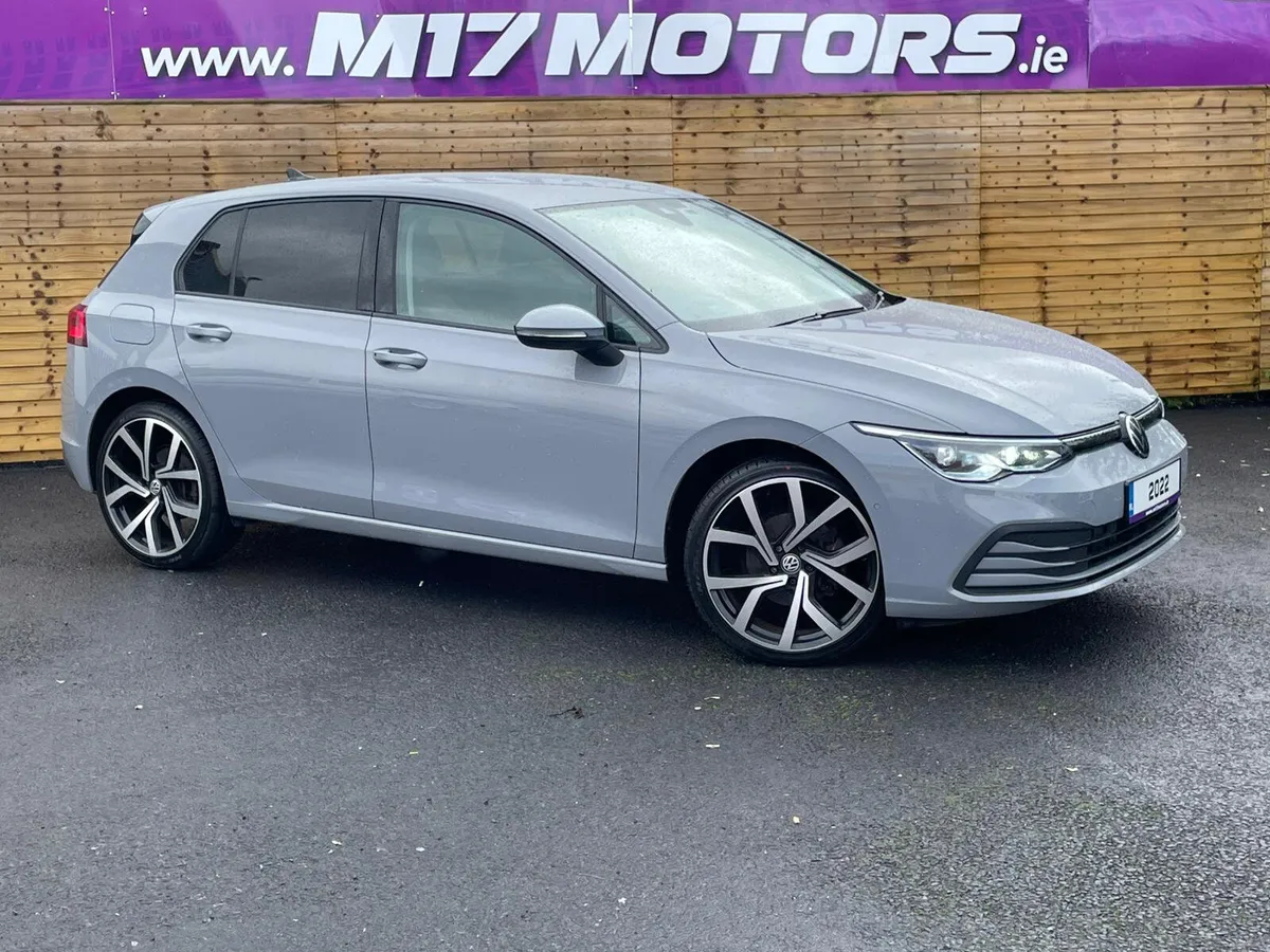 2022 GREY VOLKSWAGEN GOLF LOW KM - Image 1