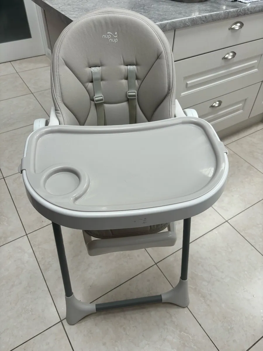Baby high chair - Image 3