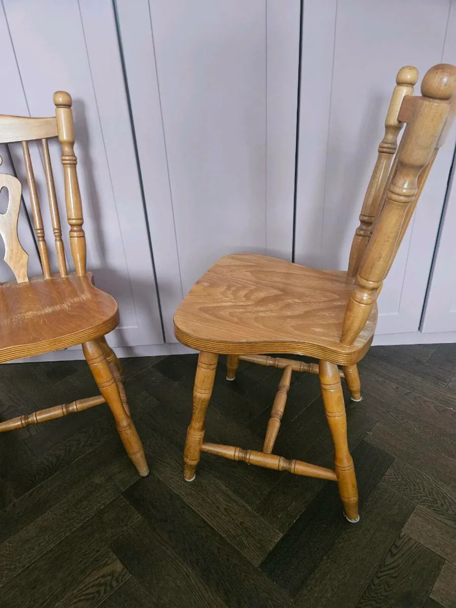 Pair of Solid Windsor Dining Chairs Heart Ba - Image 3