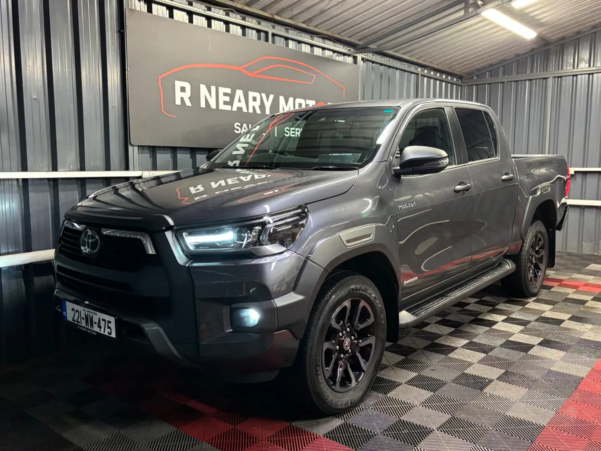 2022 Toyota Hilux Diesel Automatic Invincible - Image 4