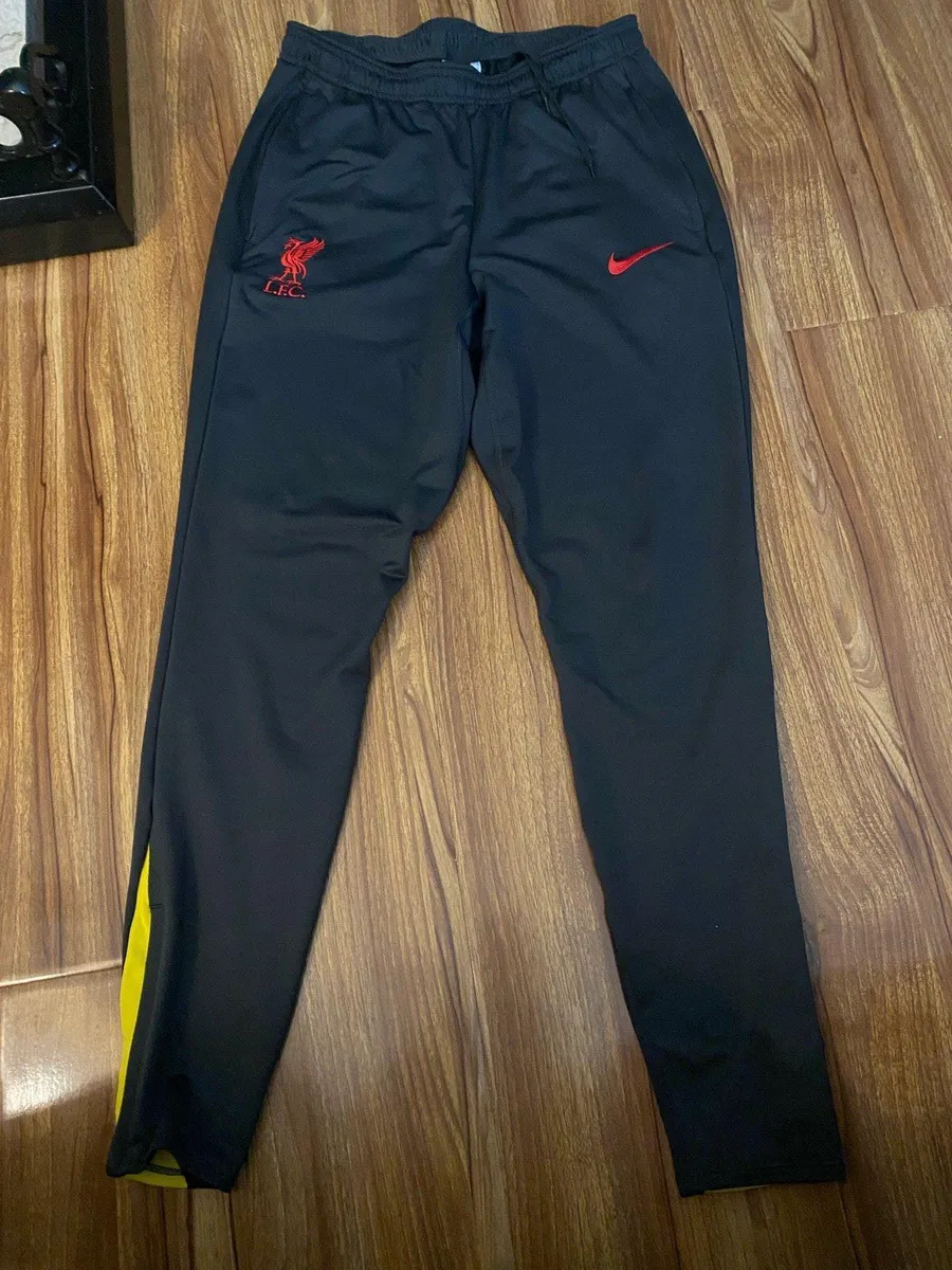 Liverpool jersey 1/4  zip and track ends - Image 3