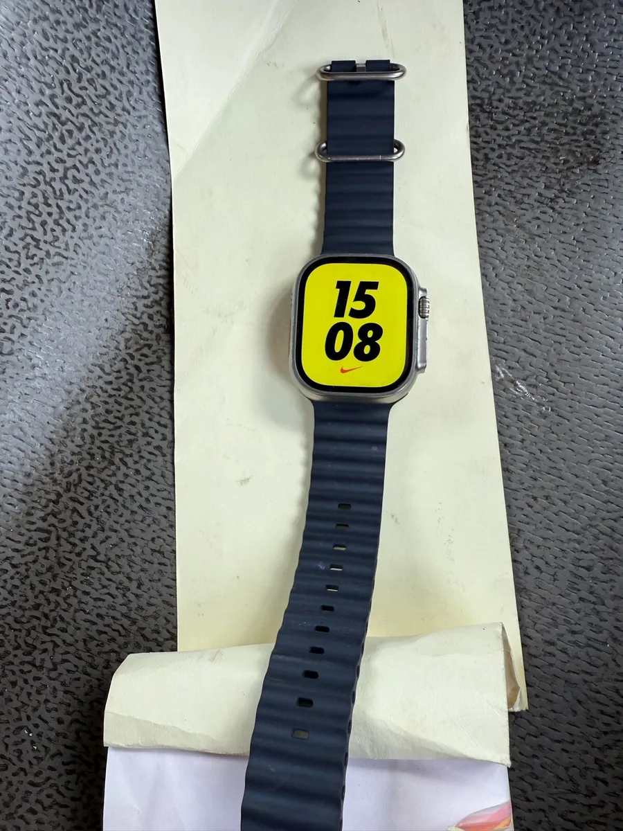 Apple Watch Ultra 2 - Image 1