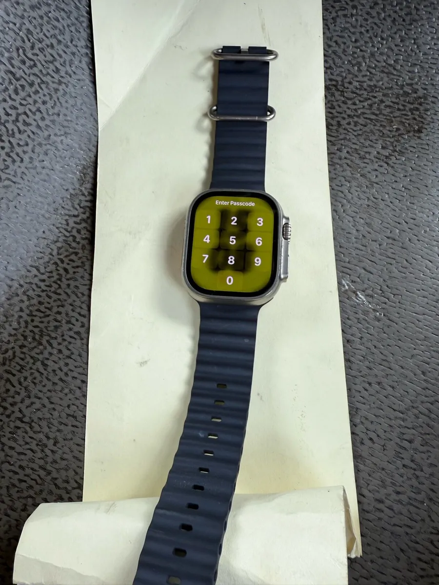 Apple Watch Ultra 2 - Image 2