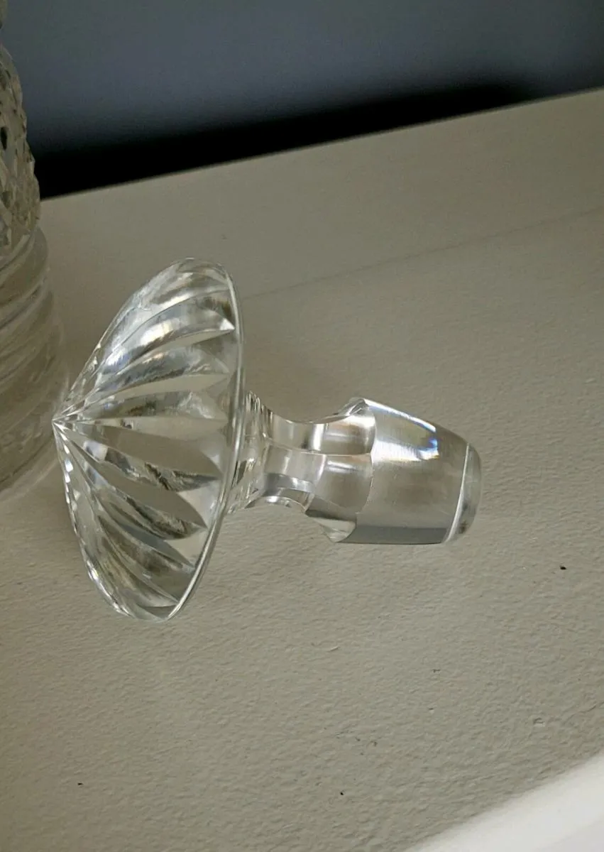GLASS DECANTER - Image 2