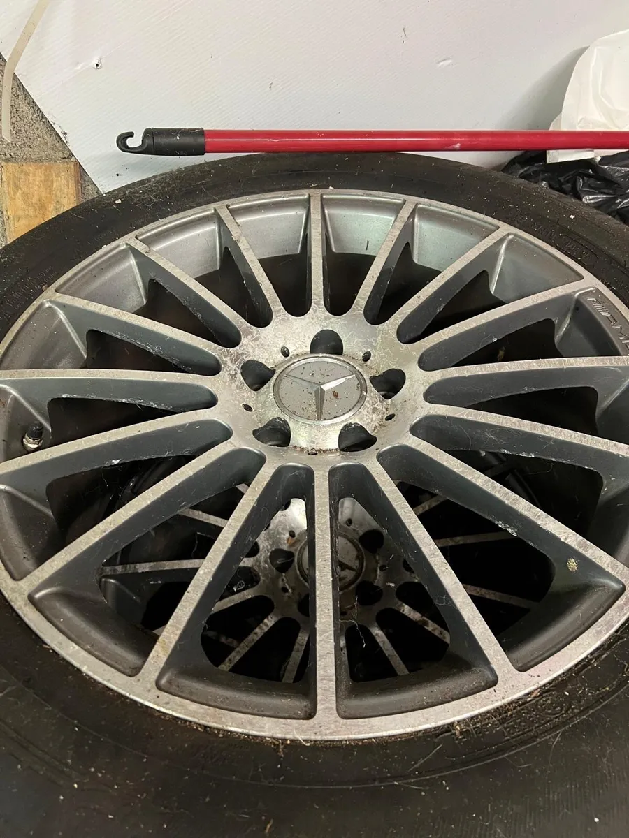 4 Mercedes GLE Tyres and alloys 225/50 R19 - Image 1