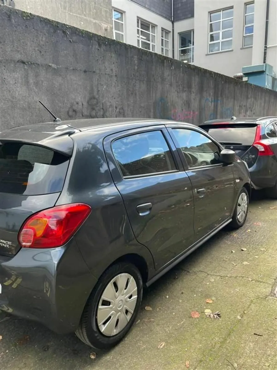 Mitsubishi Space Star 2015 - Image 1