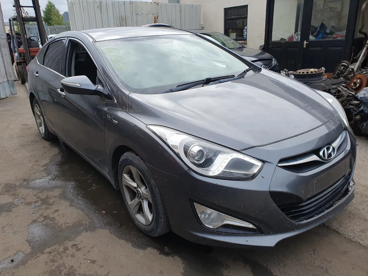 14 HYUNDAI I40  1.7 CRDI (D4FD) FOR BREAKING - Image 2