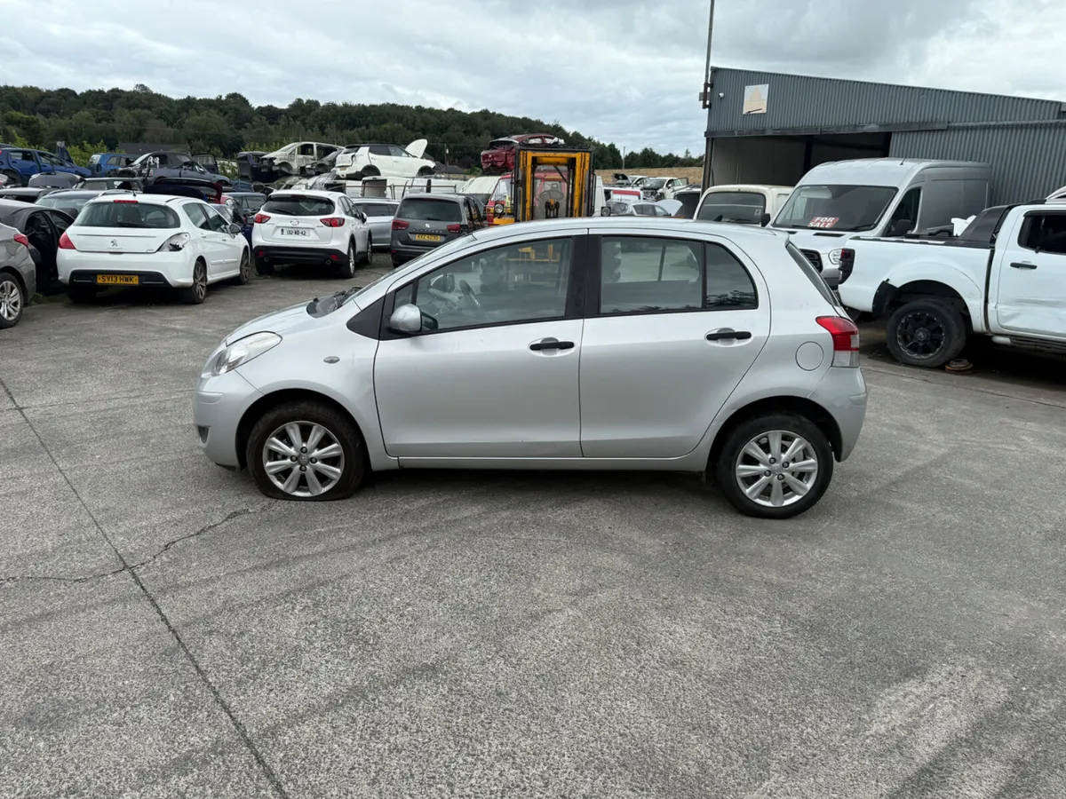 2012 Toyota Yaris 1.4 D4D Sport - Image 3