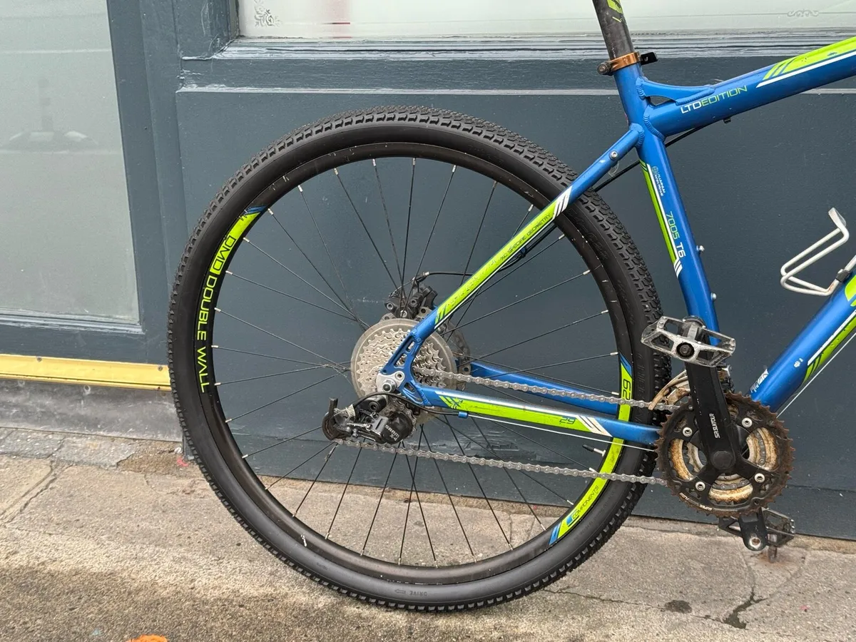 Carrera Hellcat - Image 2