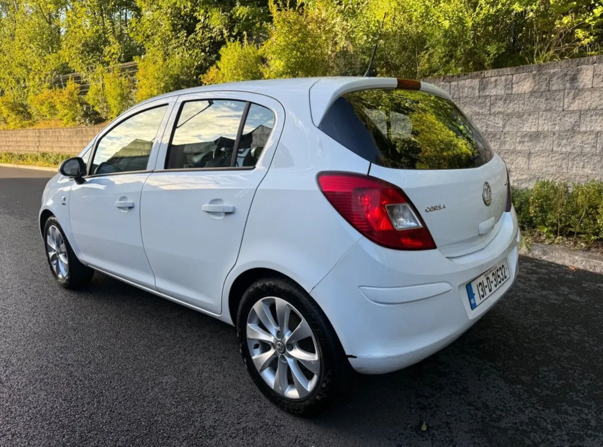 Vauxhall corsa Nct 08/26 1,3 diesel - Image 3