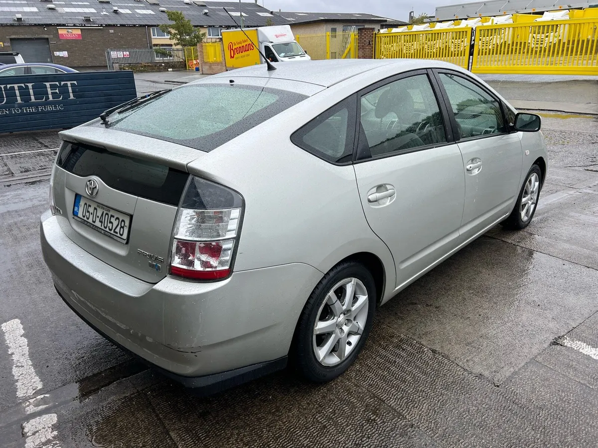 Toyota Prius Hybrid Low KMS NEW NCT - Image 2