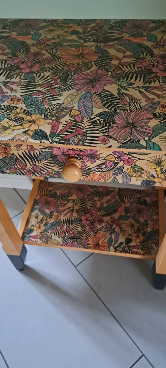 Table - Image 3