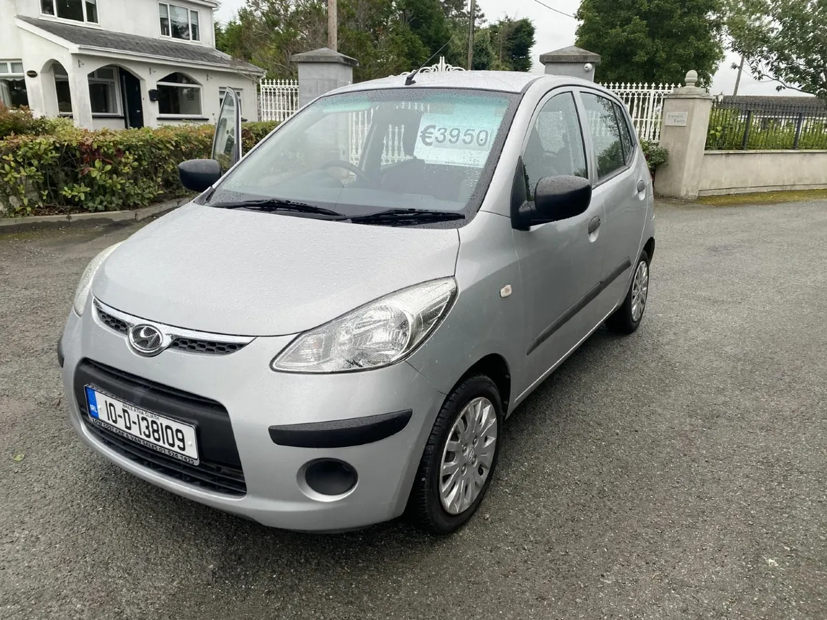 Hyundai i10 2010 - Image 1