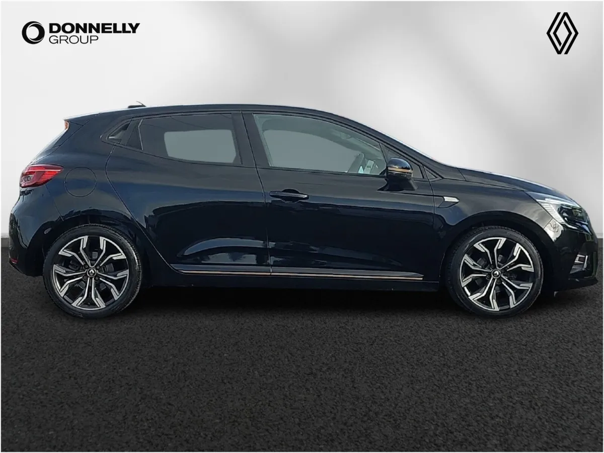 Renault Clio Hatchback Special Editions Lutecia SE - Image 3
