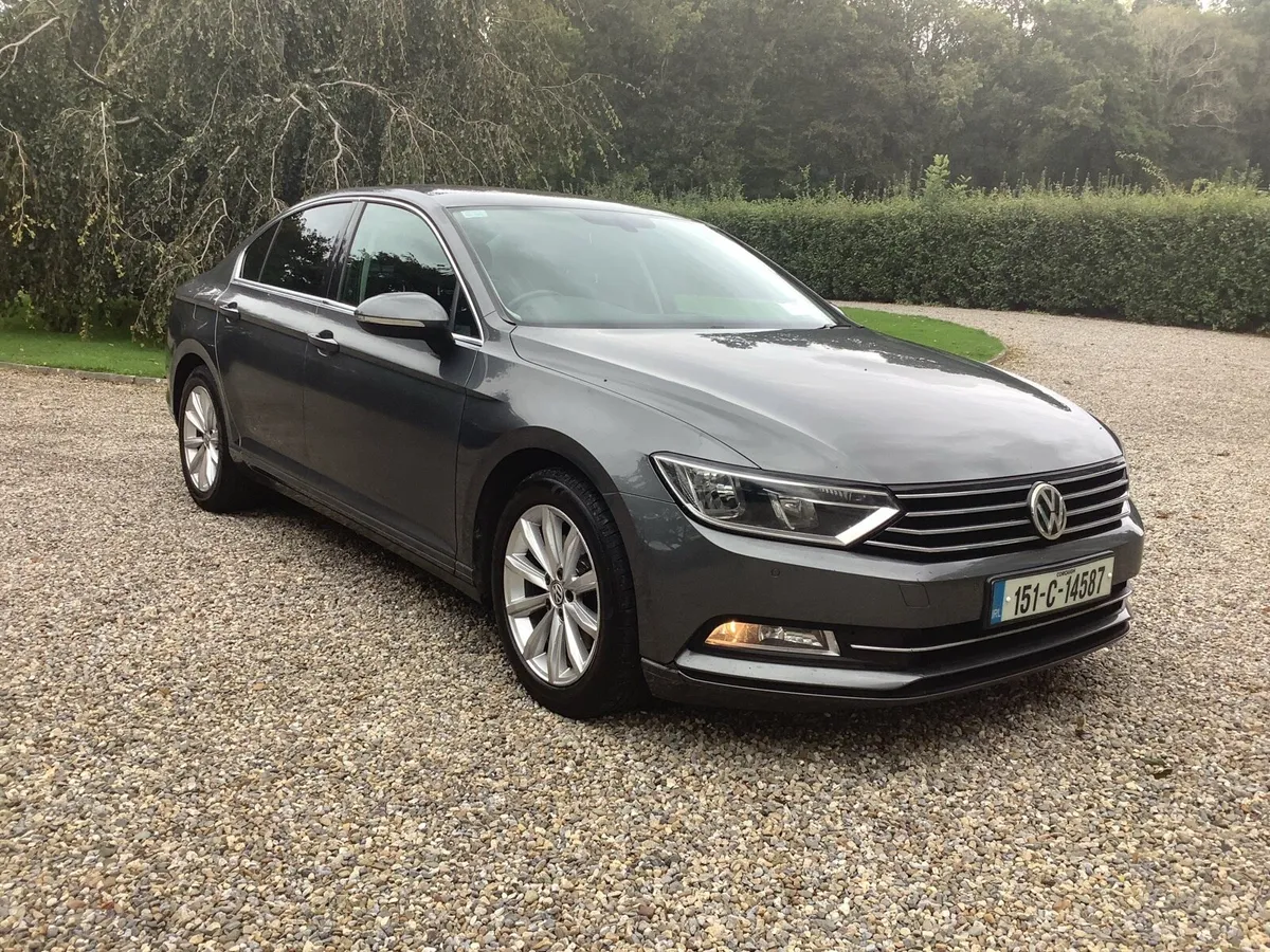 Volkswagen Passat - Image 2