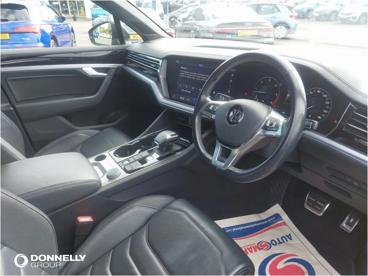 Volkswagen Touareg Diesel Estate R-Line Tech - Image 2