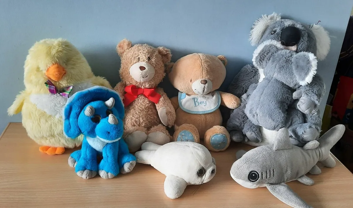 Collection of 8 Plush Toys (3+ years) - Image 1