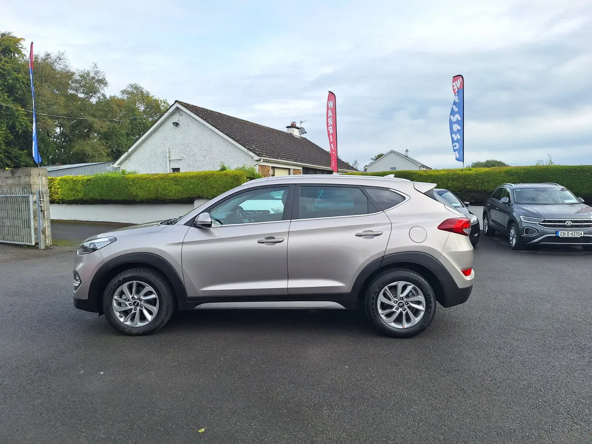 *DEPOSIT TAKEN*Tucson 1.7 Premium *Black Leather - Image 4