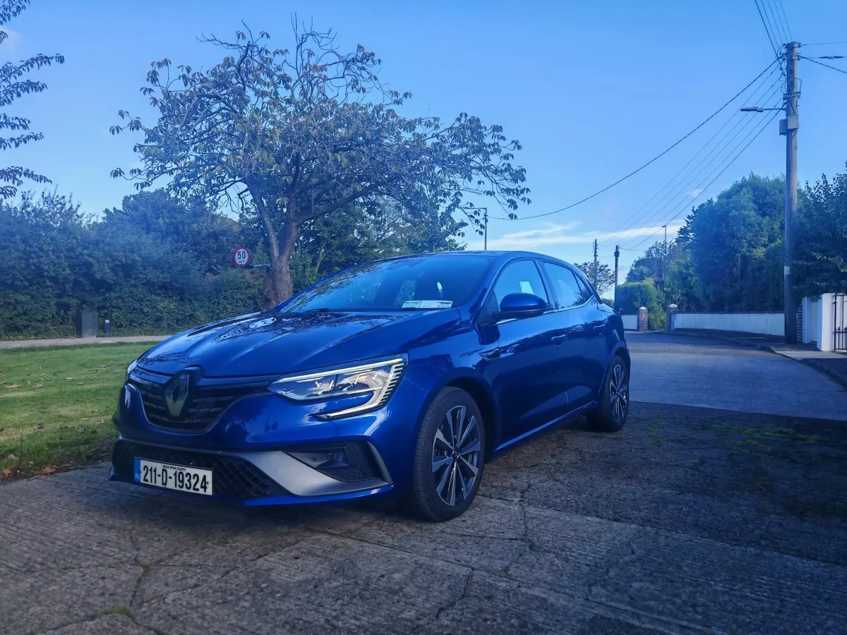 Megan RS LINE only 37K KM - Image 1