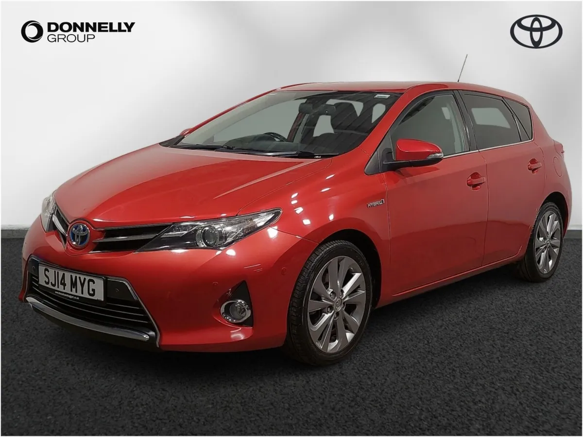 Toyota Auris Hatchback Excel - Image 3