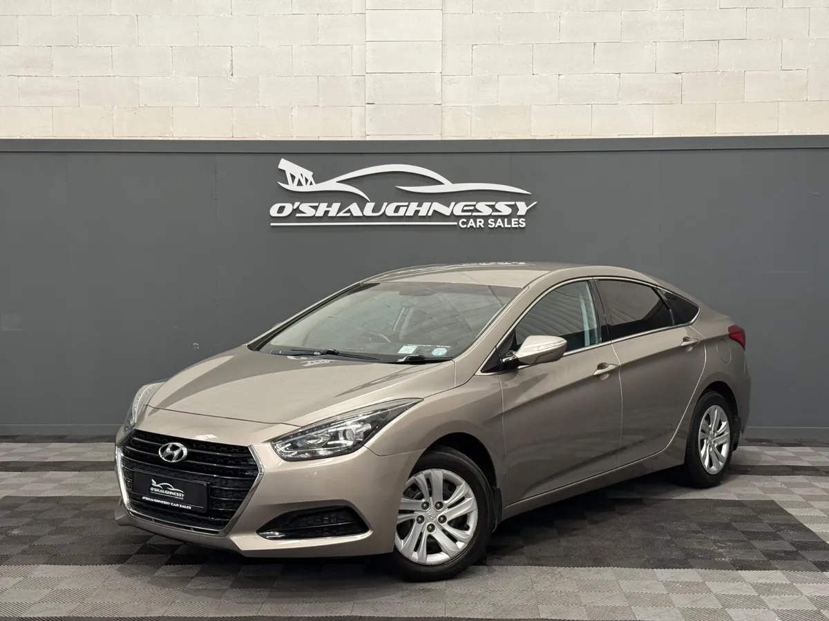Hyundai i40 2016 NCT / TAX LOW MILEAGE - Image 2