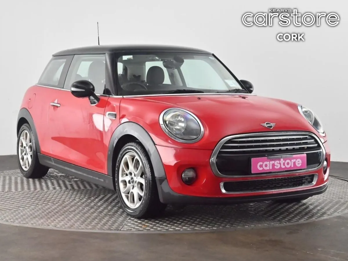MINI Cooper Cooper Classic - Image 1