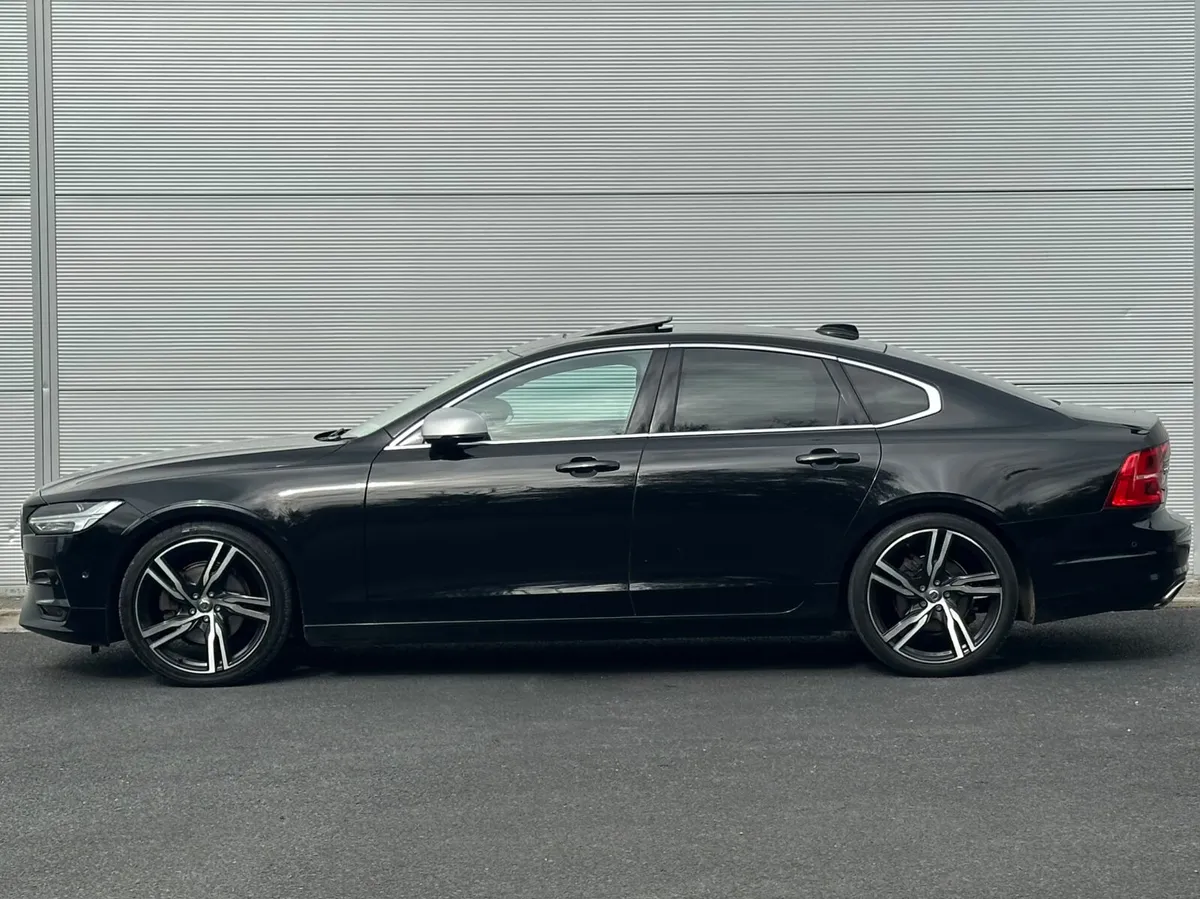 S90 R-Design ULTRA  *Sunroof *Immaculate - Image 4