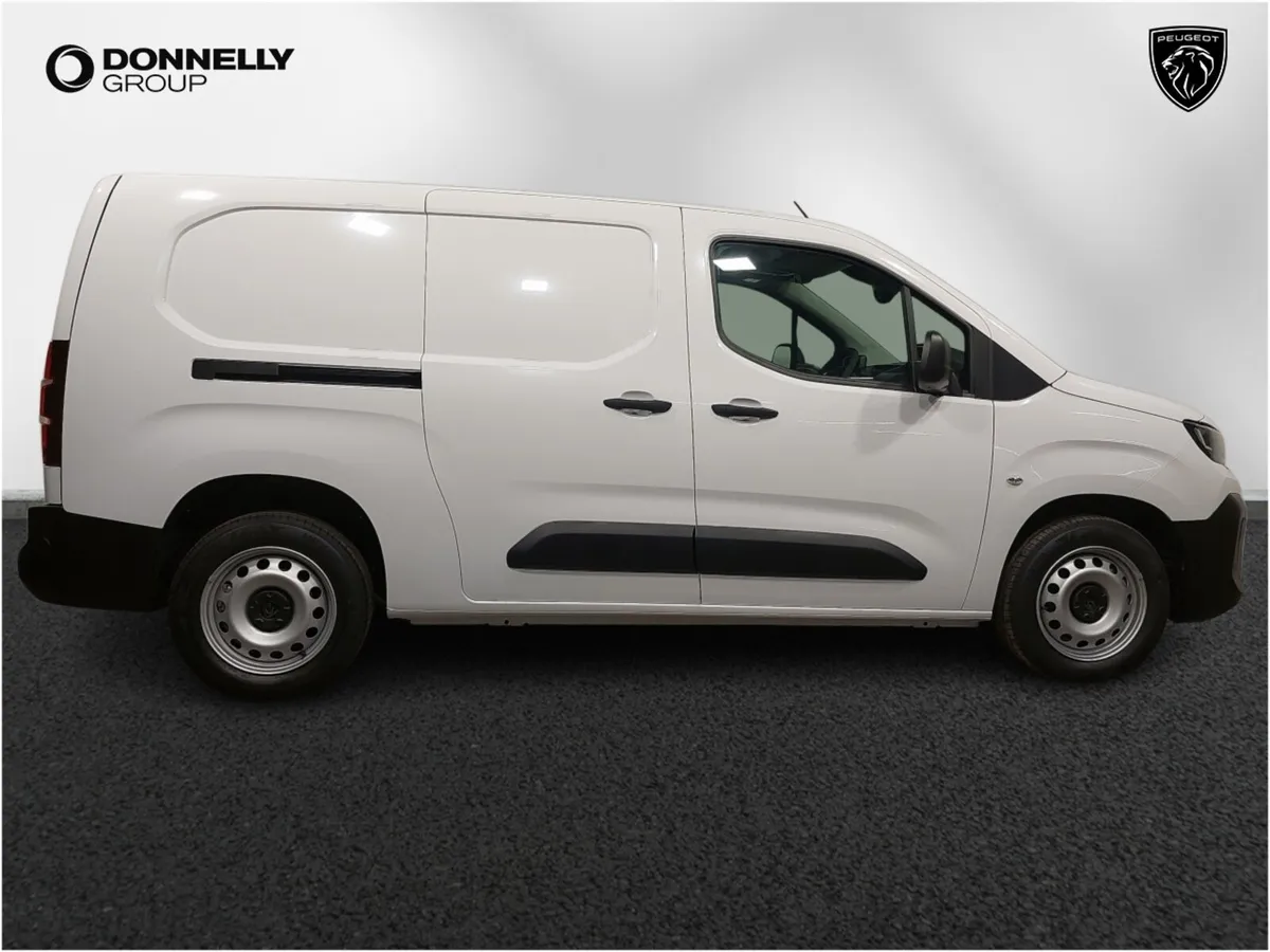 Peugeot Partner Long Diesel Professional - Image 3