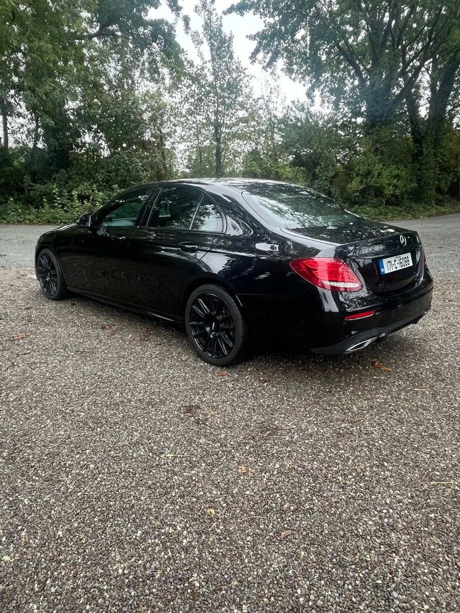 Mercedes E220D - Image 3