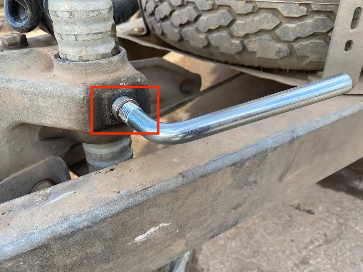 Re-Thread repair kit for Knott hitch Trailer - Image 1