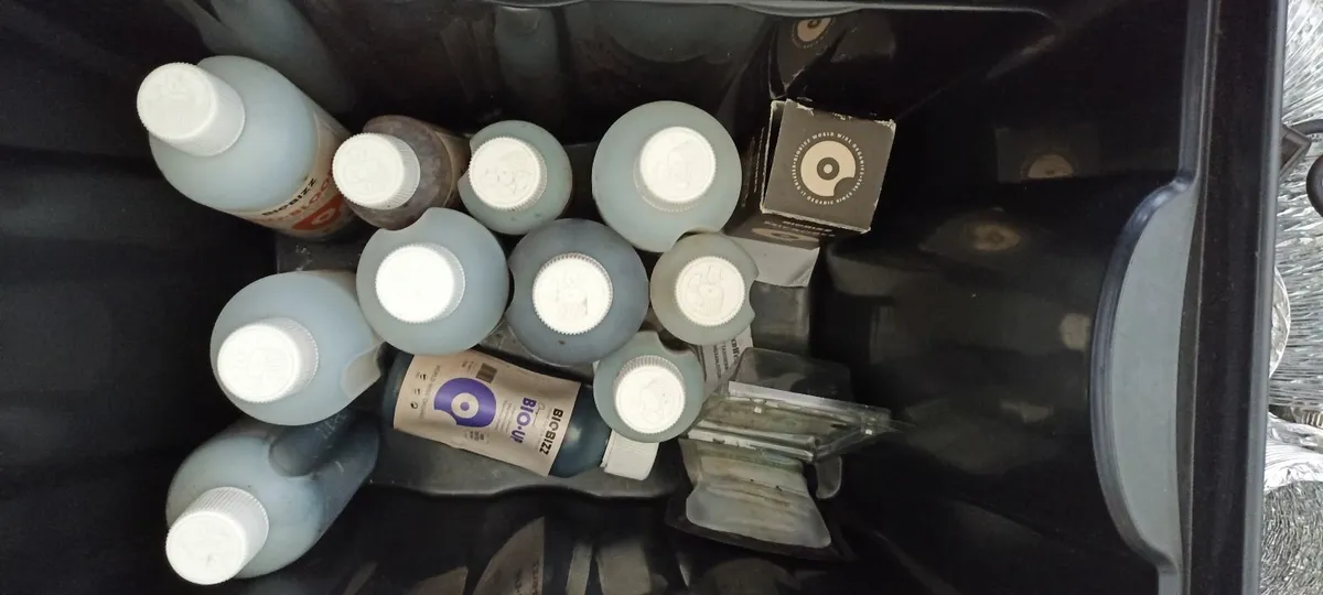Grow Lights (2 of), Fans, Filters & Accessories. - Image 2