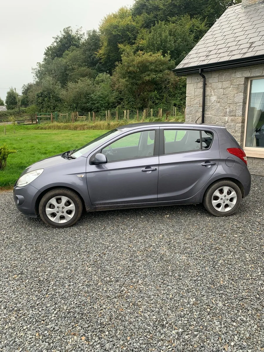 Hyundai 120 1.2 petrol - Image 3