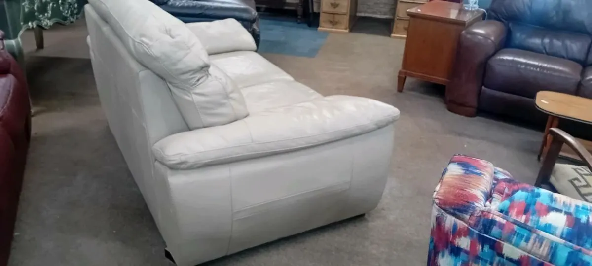 Good Quality Real Leather Two Seat Sofa - Image 3