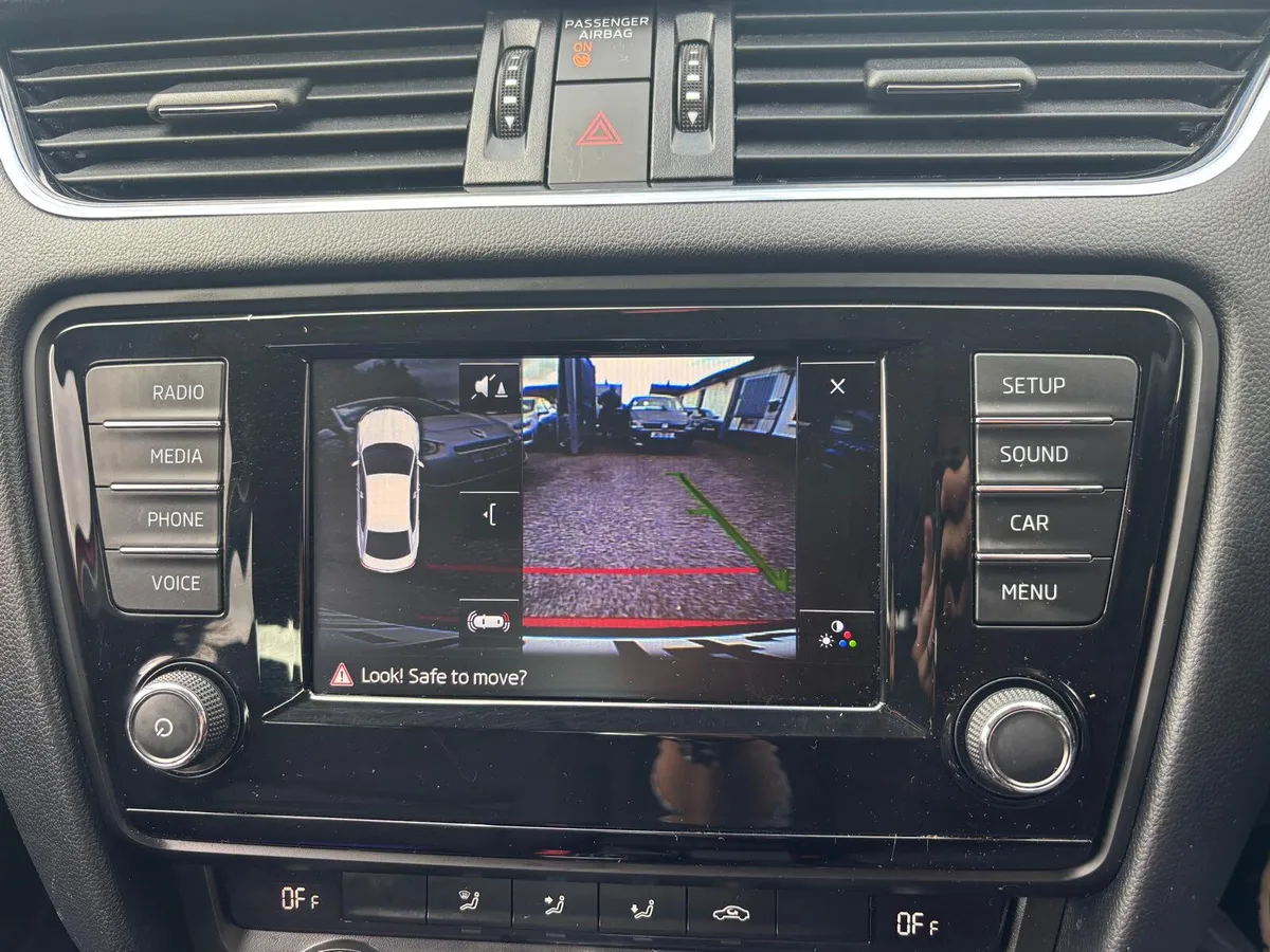 Skoda Octavia 2017  1.6 TDI  STYLE - Image 2