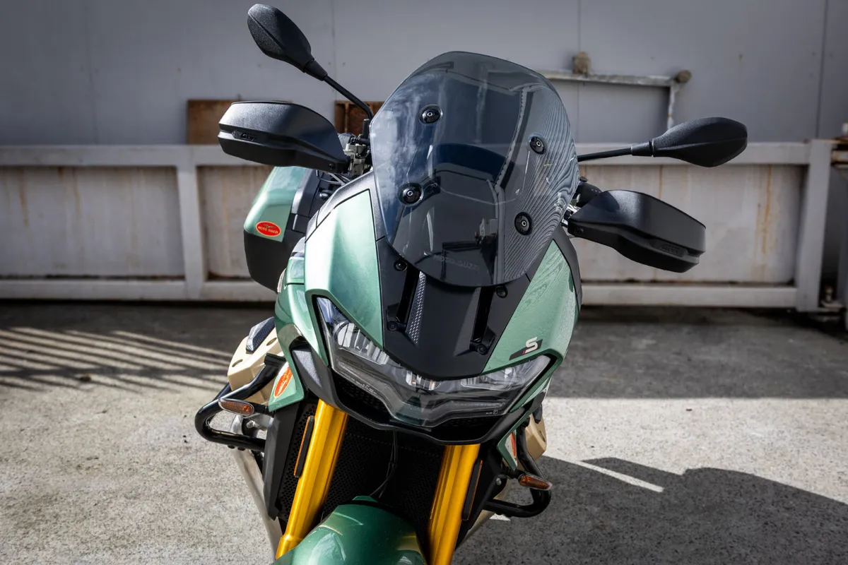 Moto Guzzi V100 S 2023 - Image 4