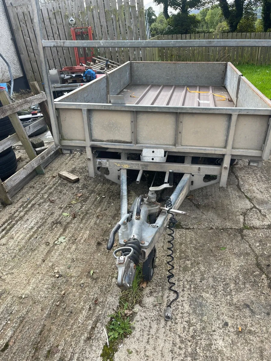 Ifor Williams - Image 1