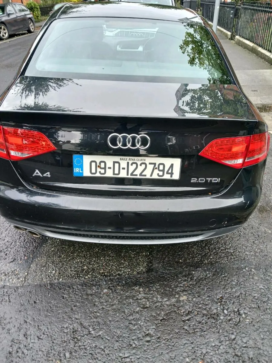 Audi A4 S-LINE - Image 4