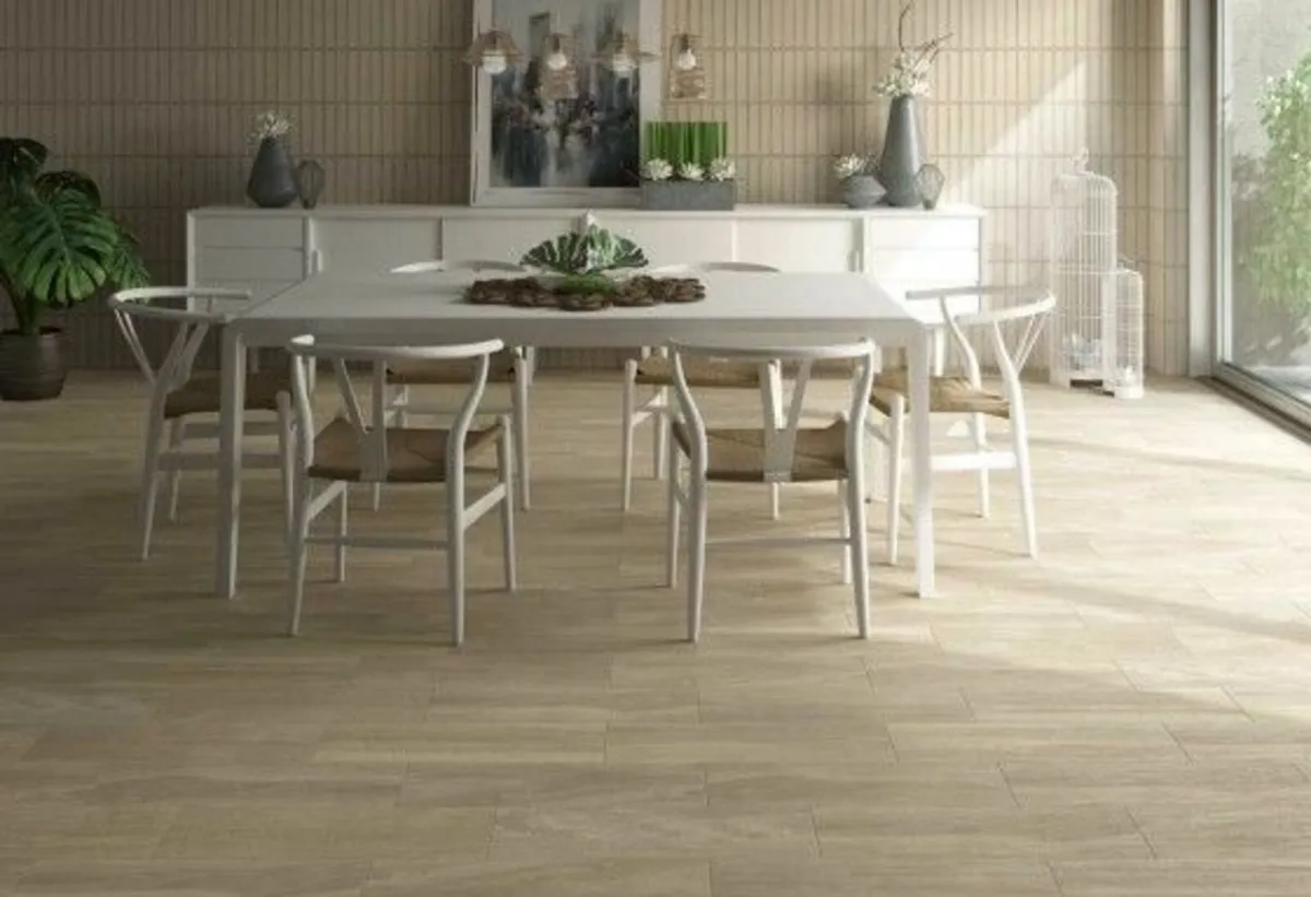 TILE - WOOD EFFECT - Image 1