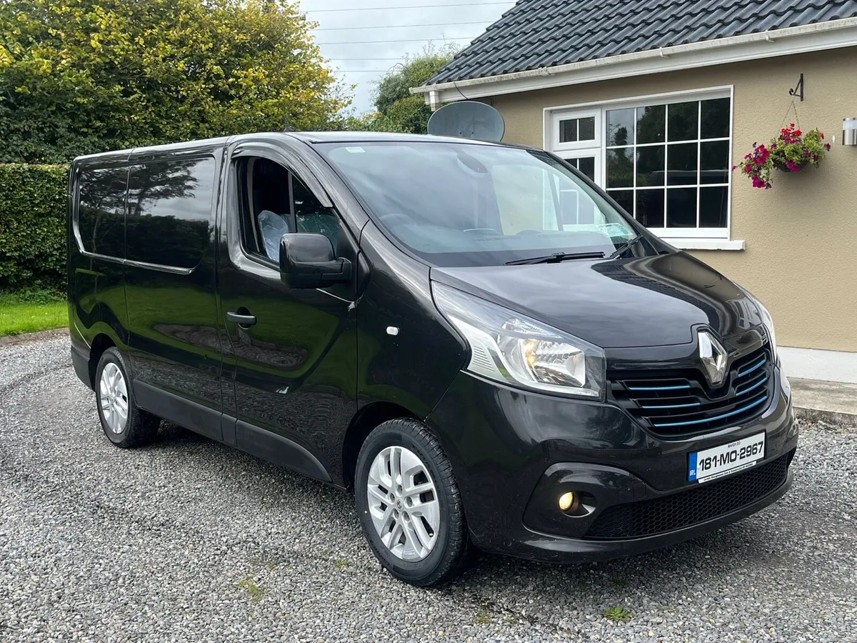 2018 RENAULT TRAFIC SPORT 1.6 SWB - Image 1