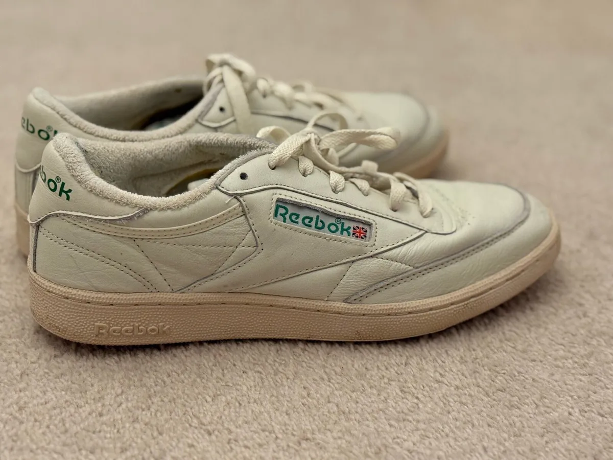 Reebok retro vintage style trainers - size 8 - Image 2