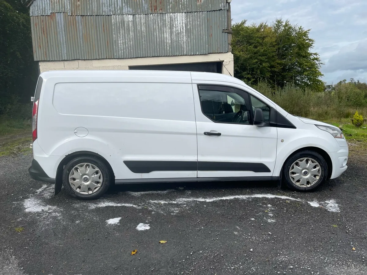 Ford Transit Connect LWB Stealth Camper - Image 3