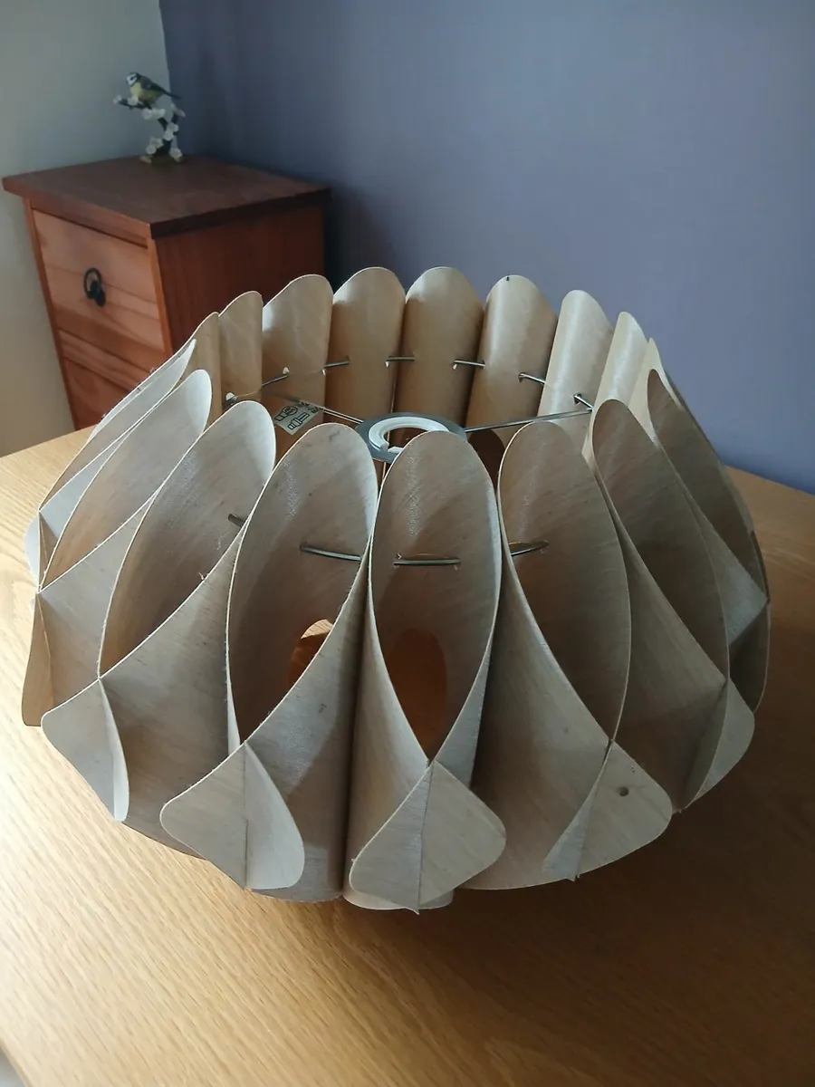 Lamp shade