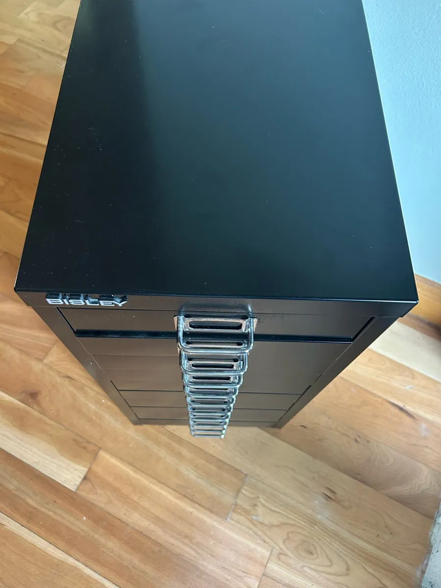 Filing Cabinet - Image 4