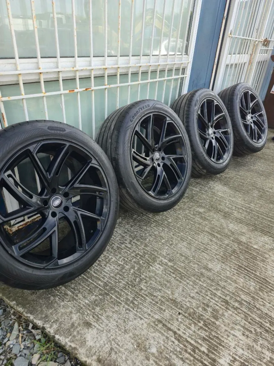 22" Black RangeRover, Defender, Discovery Alloys - Image 2