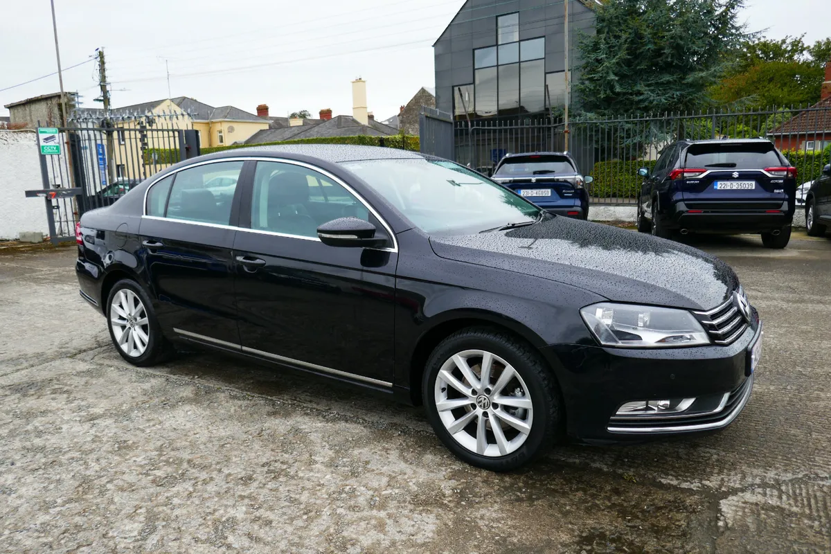 142, VOLKSWAGEN PASSAT 2.0 TDI EXECUTIVE BLUEMOTIO - Image 2