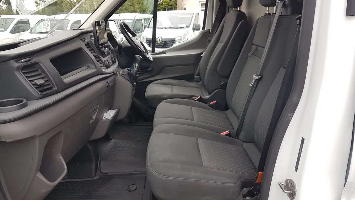 Ford Transit 350L 212D TRENDLINE 130BHP MINT - Image 3