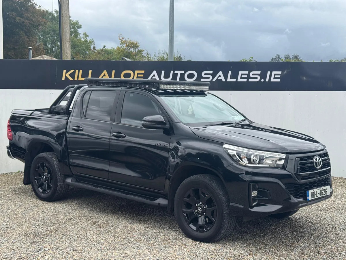 2018 Toyota Hilux Rogue Auto 2.8 Diesel - Image 1