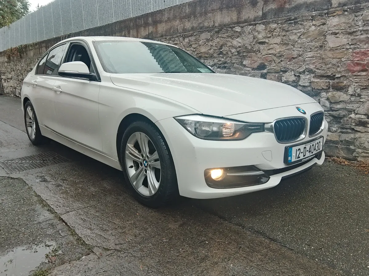 BMW 3-Series  Sport 2012 - Image 3