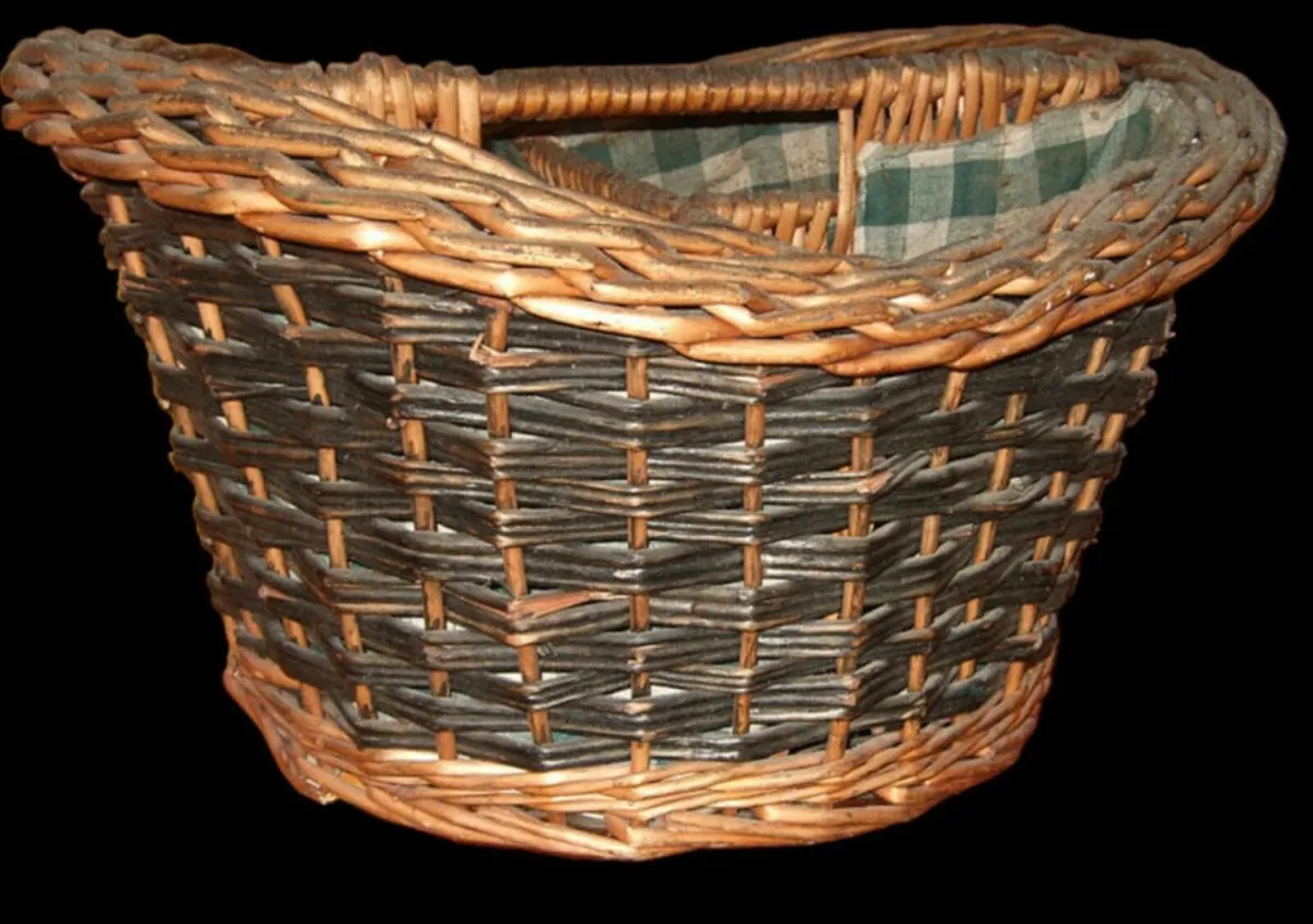 Vintage Wicker Wine Carrier - Image 3